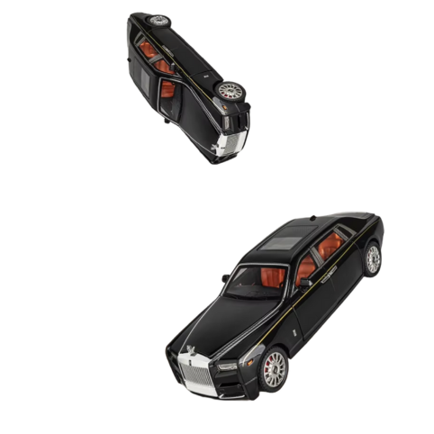 Svart lyxbil i modellformat sedd uppifrån i vinkel mot vit bakgrund