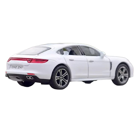 Svart modellbil med öppna dörrar, motorhuv och baklucka mot vit bakgrund