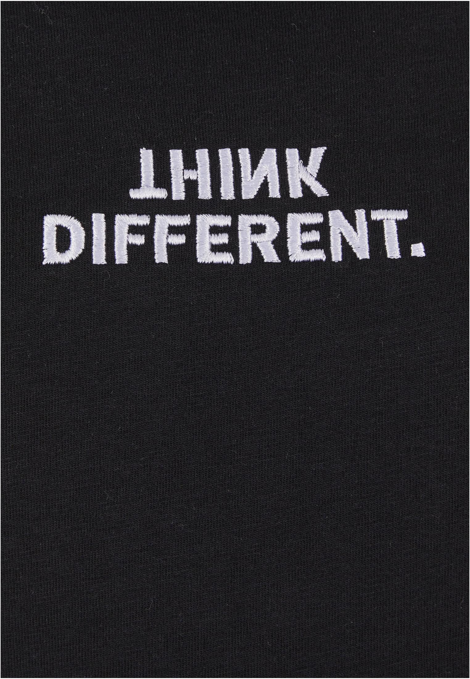 MT Think Different. EMB Tee - black 134/140