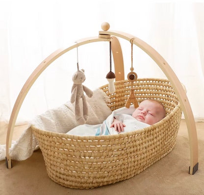 Babygym i Trä för Bebisar – Stilren & Pedagogisk Lek
