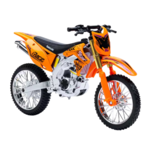 Orange crossmotorcykel mot ljus bakgrund