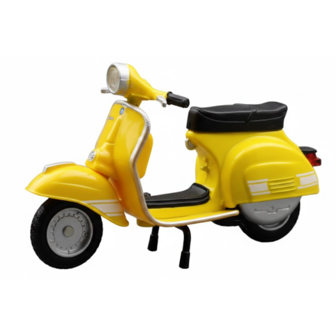 Gul retroscooter från sidan mot ljus bakgrund